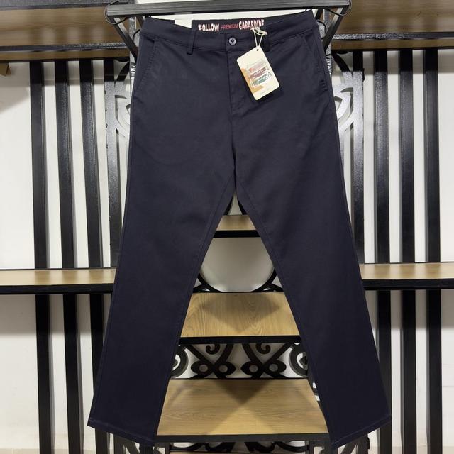 Twill Chino Pant