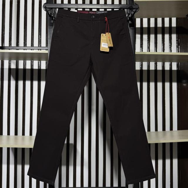 Twill Chino Pant